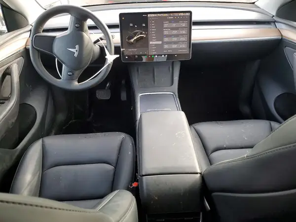 7SAYGDED8SF255309 2025 TESLA MODEL Y - Image 8