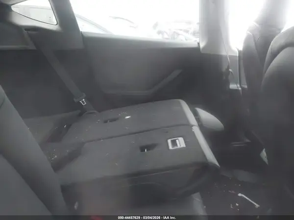 7SAYGDED8SF260185 2025 TESLA MODEL Y - Image 8