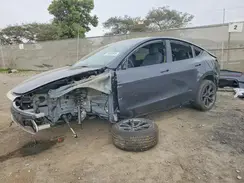 7SAYGDED8SF262079 2025 TESLA MODEL Y