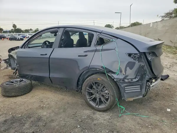 7SAYGDED8SF262079 2025 TESLA MODEL Y - Image 2