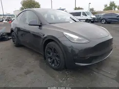 7SAYGDED8SF302323 2025 TESLA MODEL Y