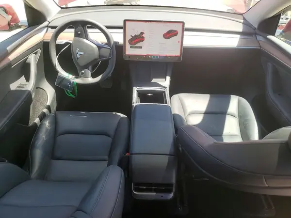 7SAYGDED8SF313354 2025 TESLA MODEL Y - Image 8