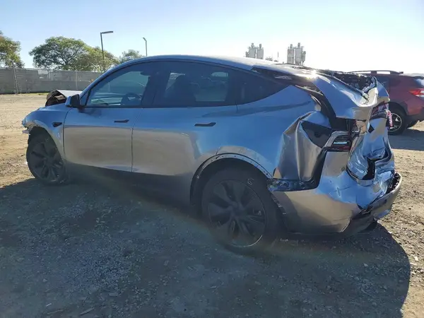 7SAYGDED8SF314150 2025 TESLA MODEL Y - Image 2