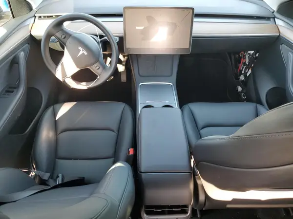 7SAYGDED8SF317193 2025 TESLA MODEL Y - Image 8