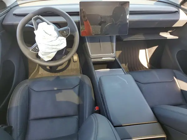 7SAYGDED8TA416918 2026 TESLA MODEL Y - Image 8