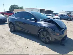 7SAYGDED8TA427224 2026 TESLA MODEL Y
