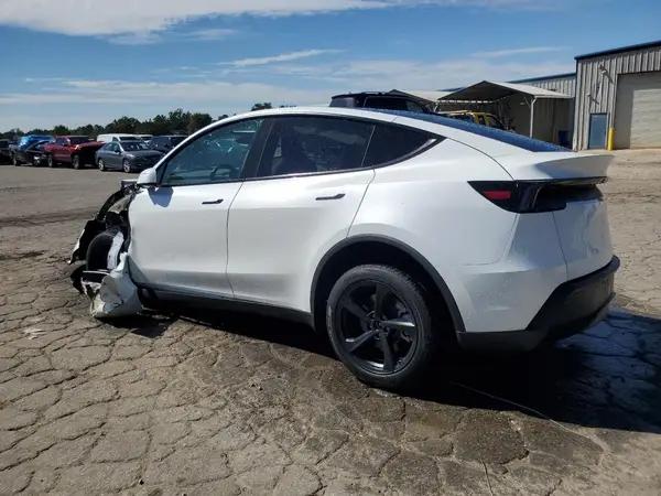 7SAYGDED8TA428339 2026 TESLA MODEL Y - Image 2