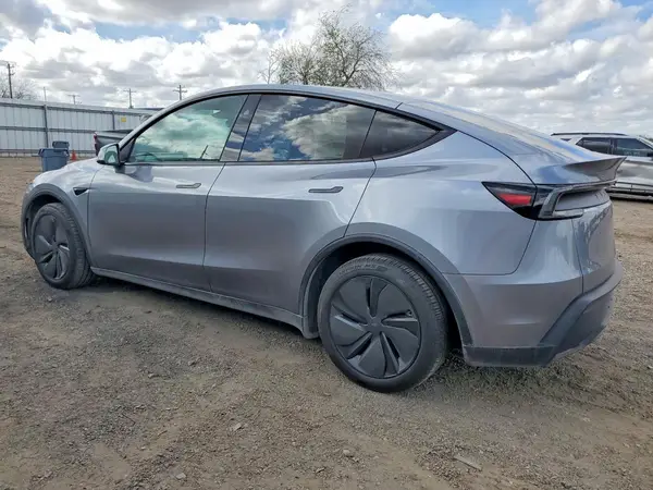 7SAYGDED8TA428891 2026 TESLA MODEL Y - Image 2