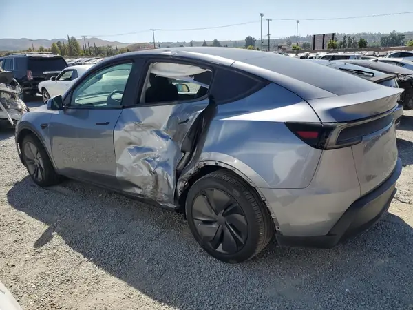 7SAYGDED8TA431046 2026 TESLA MODEL Y - Image 2