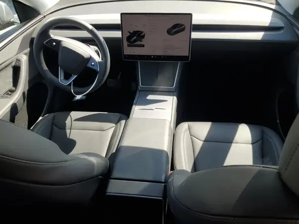 7SAYGDED8TA431046 2026 TESLA MODEL Y - Image 8