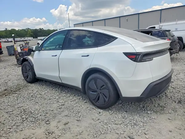 7SAYGDED8TA437025 2026 TESLA MODEL Y - Image 2