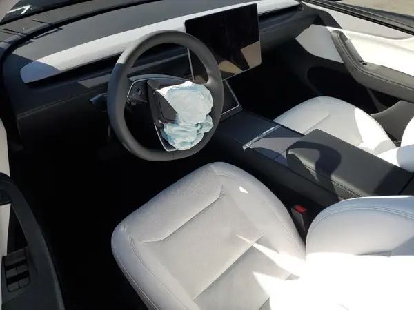 7SAYGDED8TA439079 2026 TESLA MODEL Y - Image 8