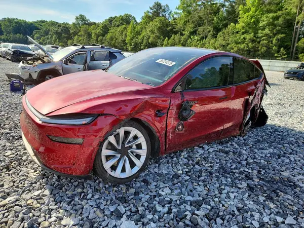7SAYGDED8TA445450 2026 TESLA MODEL Y - Image 1