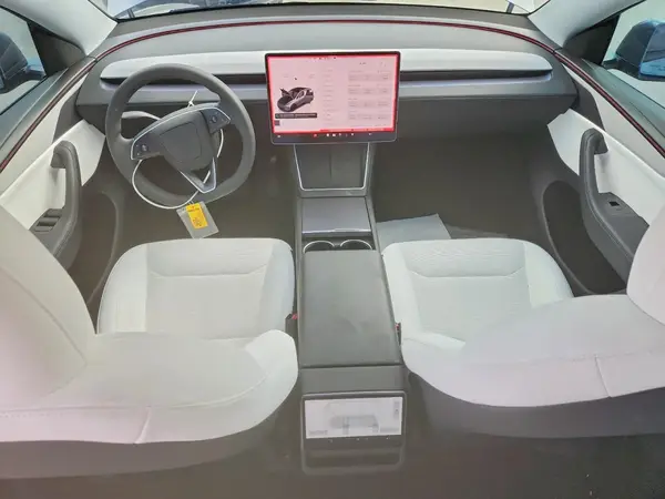 7SAYGDED8TA454553 2026 TESLA MODEL Y - Image 8