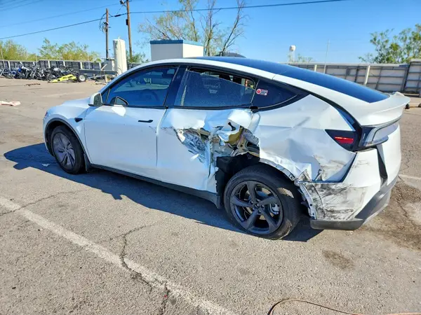 7SAYGDED8TA493353 2026 TESLA MODEL Y - Image 2