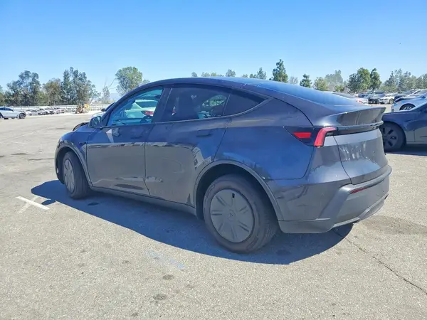 7SAYGDED8TA590035 2026 TESLA MODEL Y - Image 2