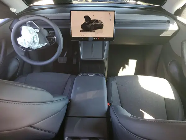 7SAYGDED8TA590035 2026 TESLA MODEL Y - Image 8