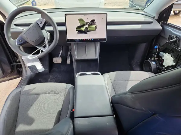 7SAYGDED8TA597471 2026 TESLA MODEL Y - Image 8