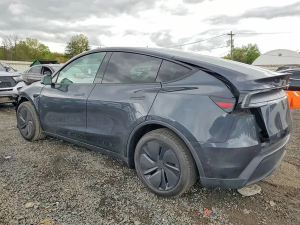 7SAYGDED8TA663808 2026 TESLA MODEL Y - Image 2