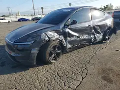 7SAYGDED8TF375113 2026 TESLA MODEL Y