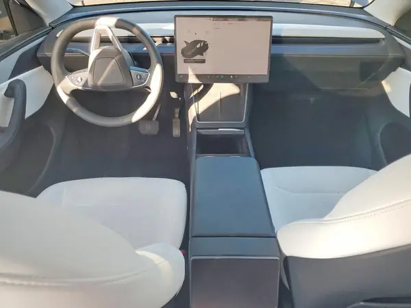 7SAYGDED8TF375113 2026 TESLA MODEL Y - Image 8
