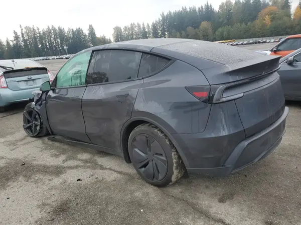 7SAYGDED8TF389450 2026 TESLA MODEL Y - Image 2