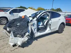 7SAYGDED8TF389822 2026 TESLA MODEL Y