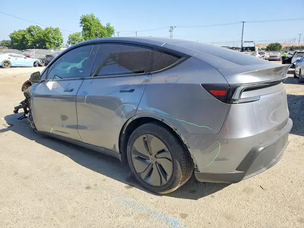 7SAYGDED8TF390047 2026 TESLA MODEL Y - Image 2