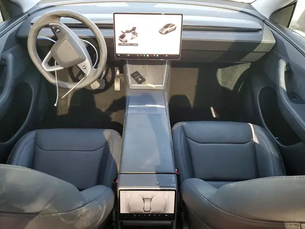 7SAYGDED8TF390047 2026 TESLA MODEL Y - Image 8