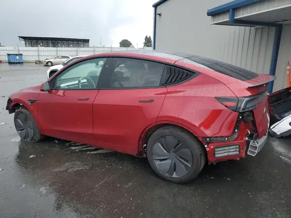 7SAYGDED8TF402875 2026 TESLA MODEL Y - Image 2