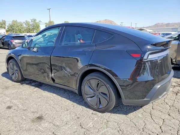 7SAYGDED8TF427050 2026 TESLA MODEL Y - Image 2