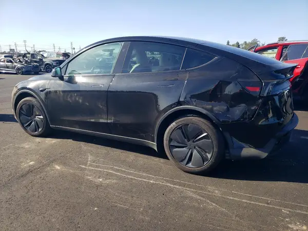 7SAYGDED8TF519422 2026 TESLA MODEL Y - Image 2