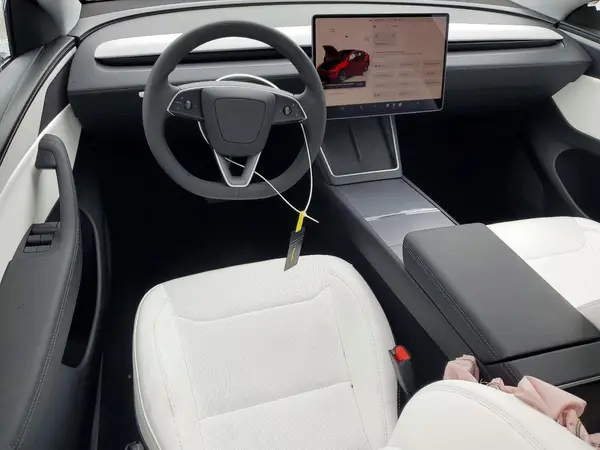 7SAYGDED8TF559080 2026 TESLA MODEL Y - Image 8