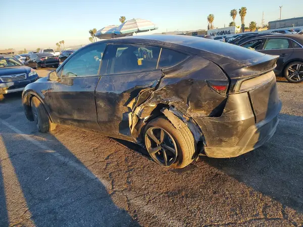 7SAYGDED8TF560553 2026 TESLA MODEL Y - Image 2