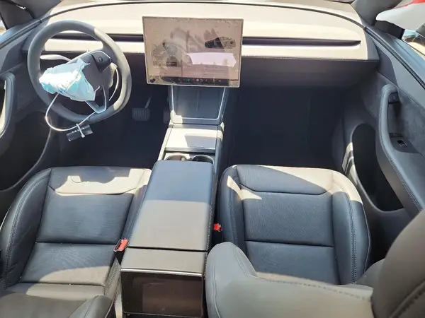 7SAYGDED8TF581046 2026 TESLA MODEL Y - Image 8