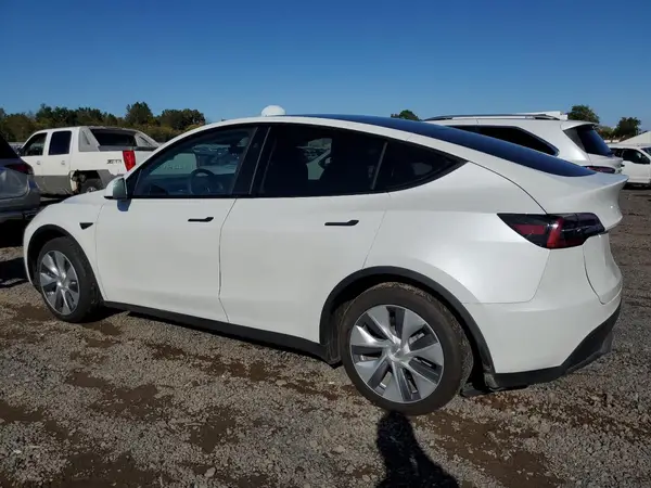 7SAYGDED9PF923562 2023 TESLA MODEL Y - Image 2