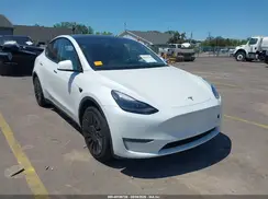 7SAYGDED9PF941804 2023 TESLA MODEL Y