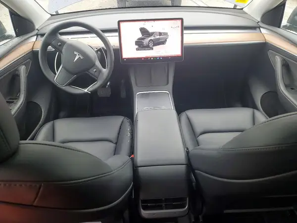 7SAYGDED9PF943407 2023 TESLA MODEL Y - Image 8