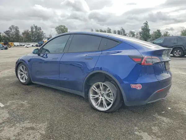 7SAYGDED9PF946016 2023 TESLA MODEL Y - Image 2