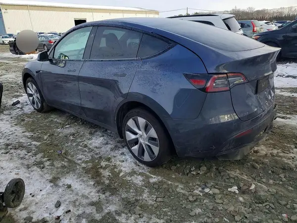 7SAYGDED9PF960661 2023 TESLA MODEL Y - Image 2