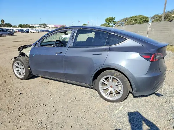 7SAYGDED9PF965648 2023 TESLA MODEL Y - Image 2