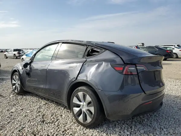 7SAYGDED9PF968369 2023 TESLA MODEL Y - Image 2