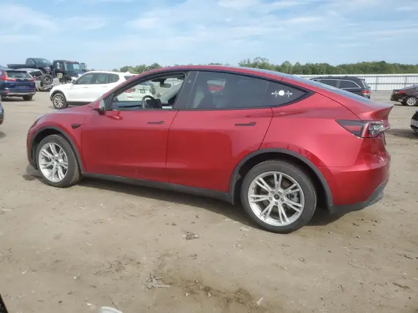 7SAYGDED9RF011159 2024 TESLA MODEL Y - Image 2