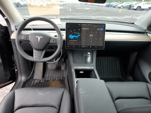 7SAYGDED9RF015406 2024 TESLA MODEL Y - Image 8