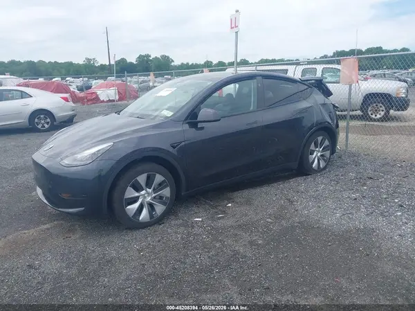 7SAYGDED9RF017950 2024 TESLA MODEL Y - Image 2