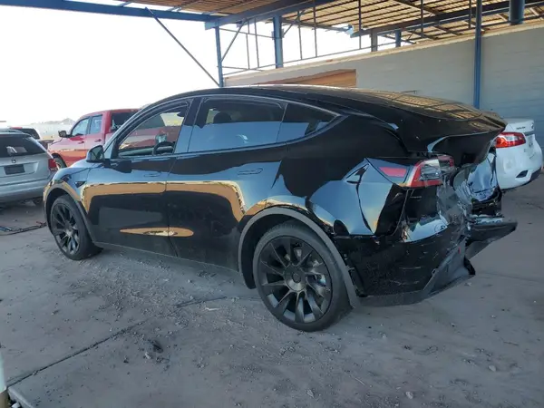 7SAYGDED9RF019035 2024 TESLA MODEL Y - Image 2