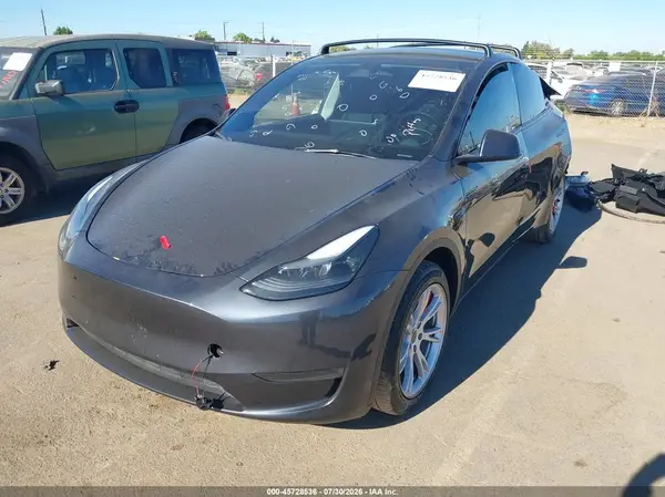 7SAYGDED9RF038314 2024 TESLA MODEL Y - Image 2