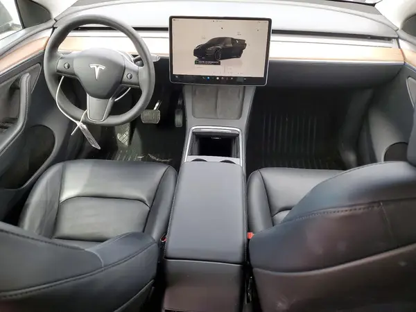 7SAYGDED9RF044002 2024 TESLA MODEL Y - Image 8