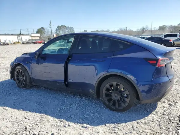 7SAYGDED9RF046879 2024 TESLA MODEL Y - Image 2