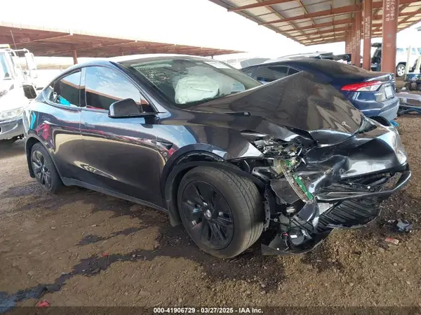 7SAYGDED9RF053203 2024 TESLA MODEL Y - Image 1